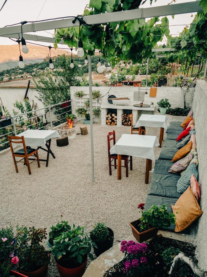 Patio Rooms Gjirokastër Esterno foto