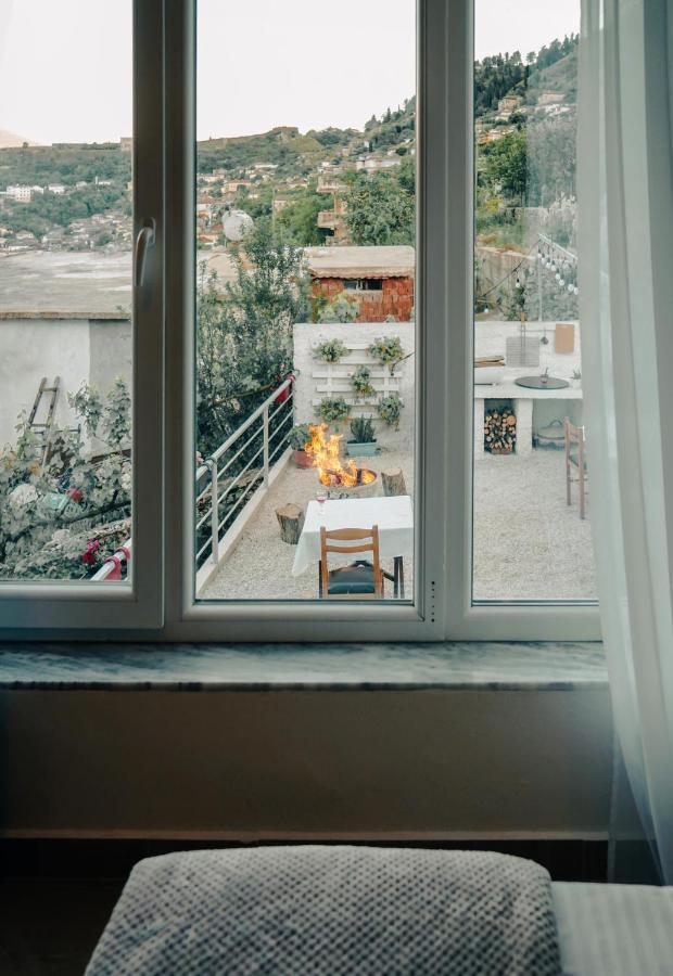 Patio Rooms Gjirokastër Esterno foto